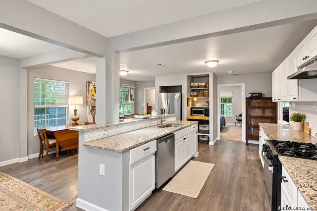 2275 Hays St, San Antonio, TX 78202 - #2