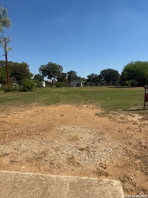 202 Tidewind St, San Antonio, TX 78221 - #3
