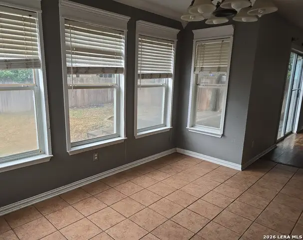 427 Bluegrass Crk, San Antonio, TX 78253 - #2