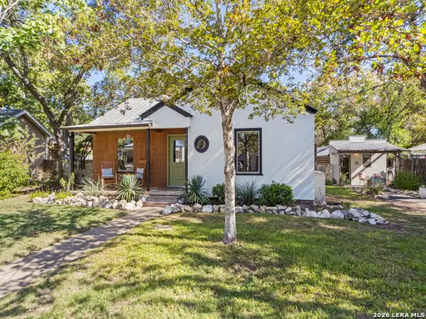 222 W Centre St, Fredericksburg, TX 78624