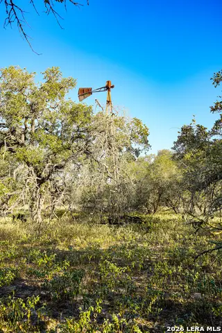 000 County Road 777, Devine, TX 78016 - #2