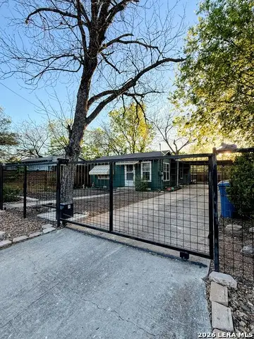 419 Collinsworth Avenue, San Antonio, TX 78225 - #3