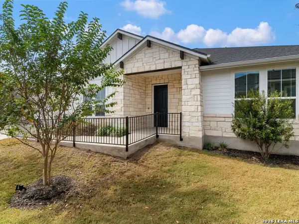 133 Surfside St #104, San Marcos, TX 78666