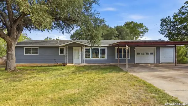 108 Oak Springs Dr, Canyon Lake, TX 78133