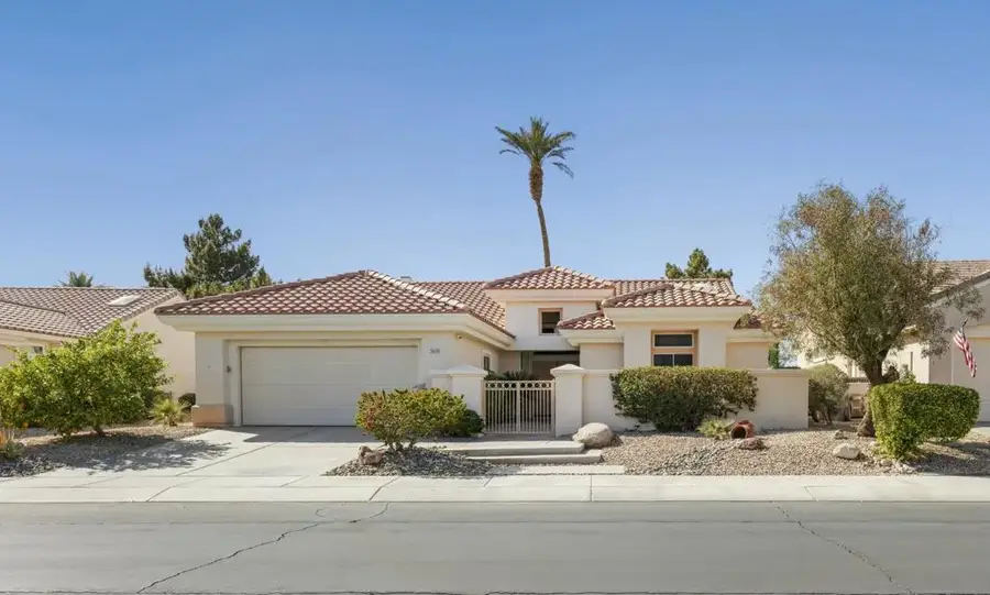38129 Grand Oaks Avenue, Palm Desert, CA 92211 - #2