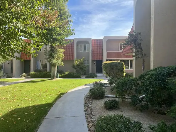 232 E Via Escuela #C, Palm Springs, CA 92262
