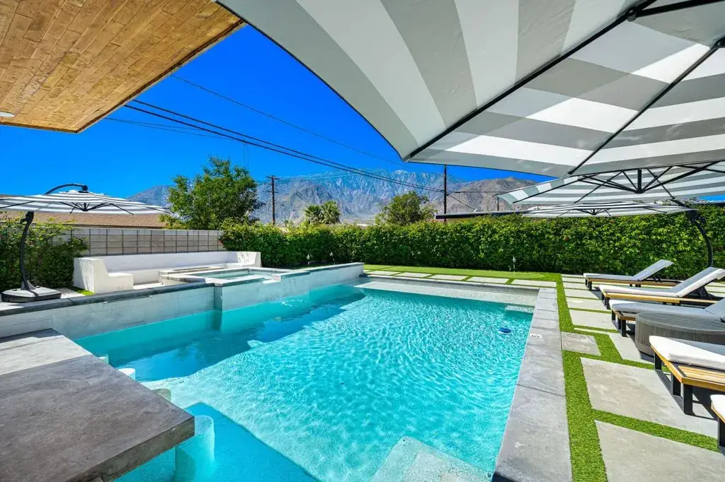 359 W Avenida Cerca, Palm Springs, CA 92262 - #1