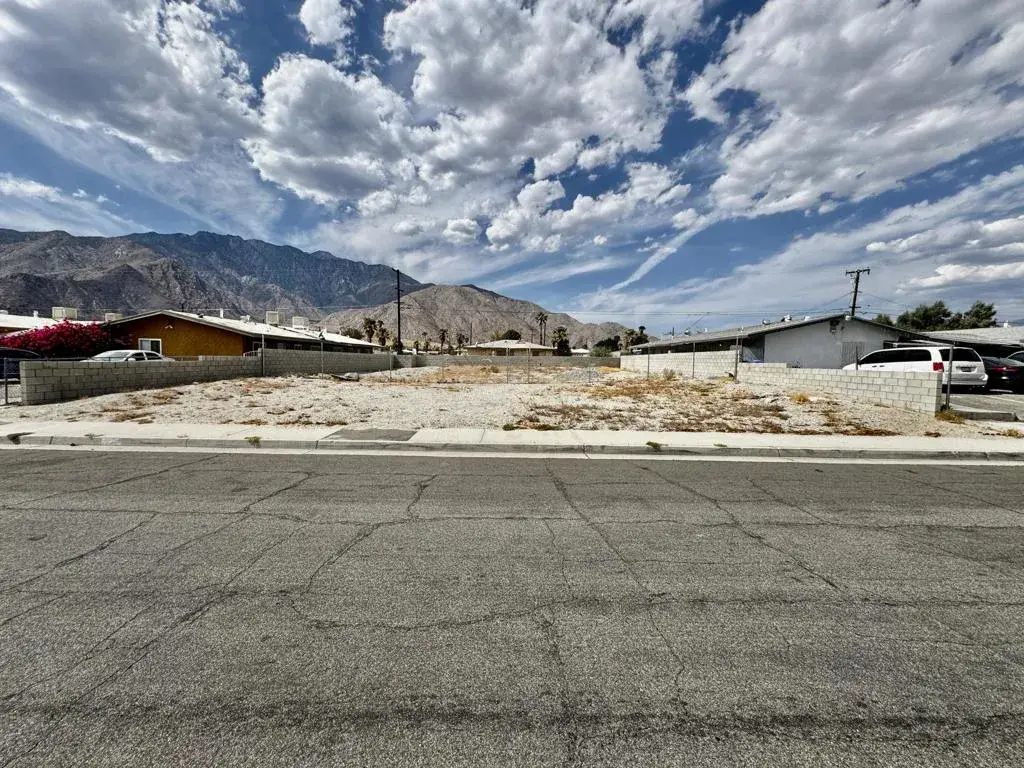 3795 El Dorado, Palm Springs, CA 92262 - #1