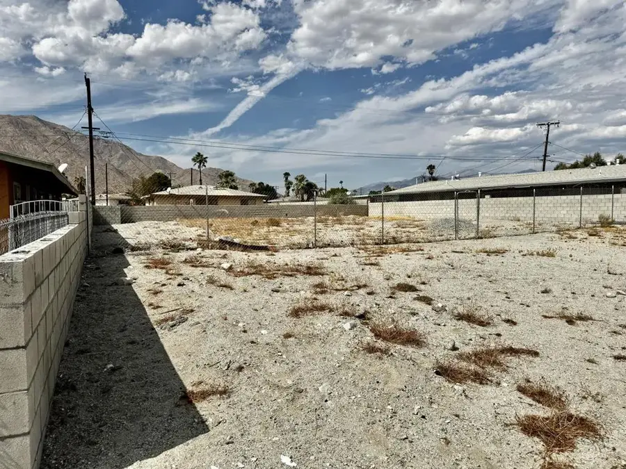 3795 El Dorado, Palm Springs, CA 92262 - #3