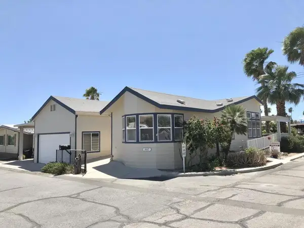 74711 Dillon #307, Desert Hot Springs, CA 92241