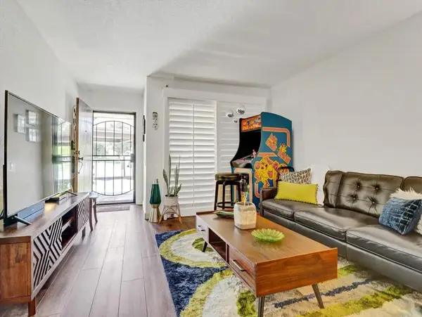701 Los Felices Circle West #114, Palm Springs, CA 92262