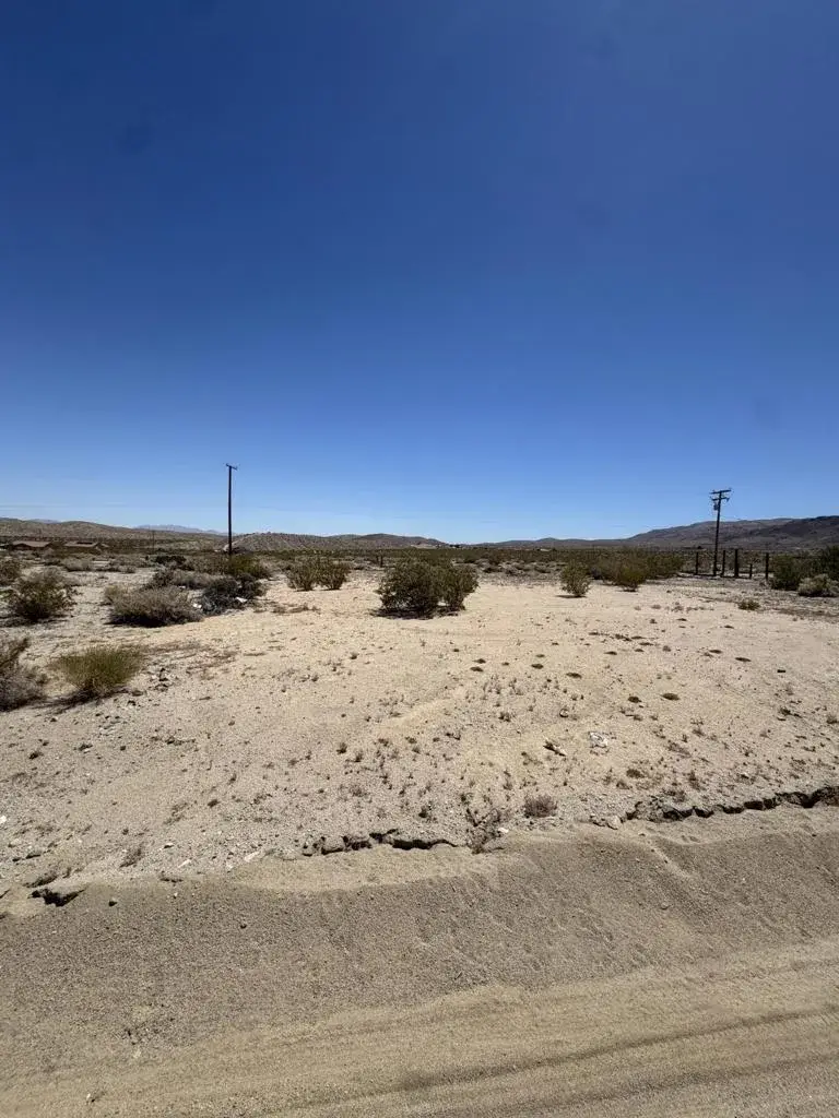 16 Woodward, Twentynine Palms, CA 92277 - #2