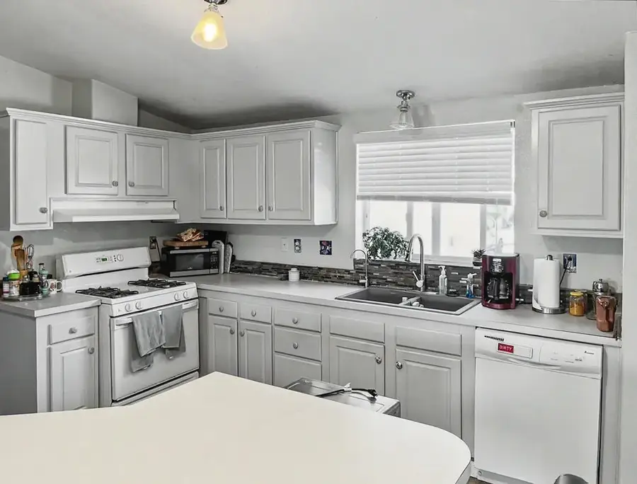 1023 S Marina Drive, Thermal, CA 92274 - #3