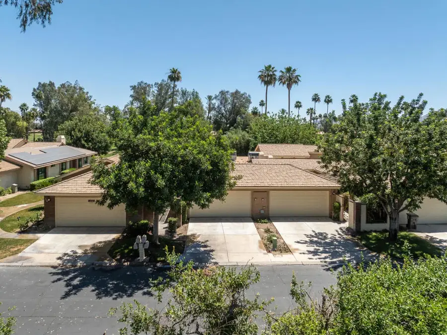 112 Giralda Circle, Palm Desert, CA 92260 - #2