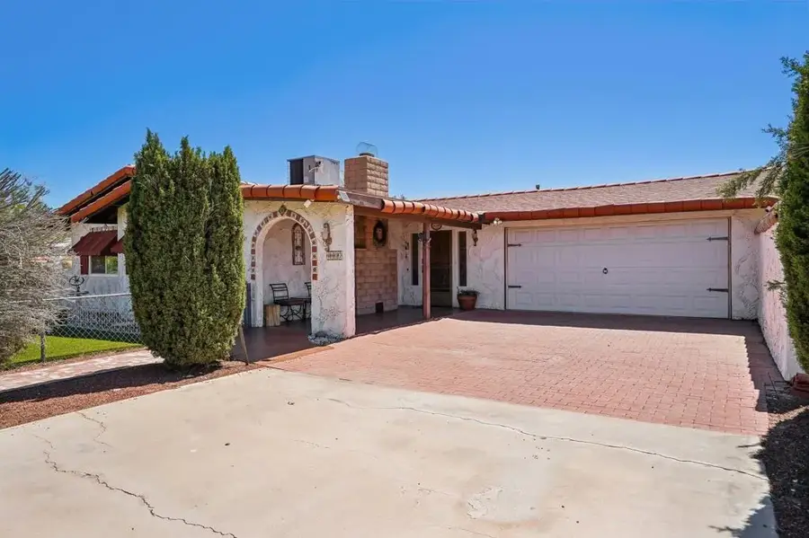 6817 Warren Vista Avenue, Yucca Valley, CA 92284 - #2