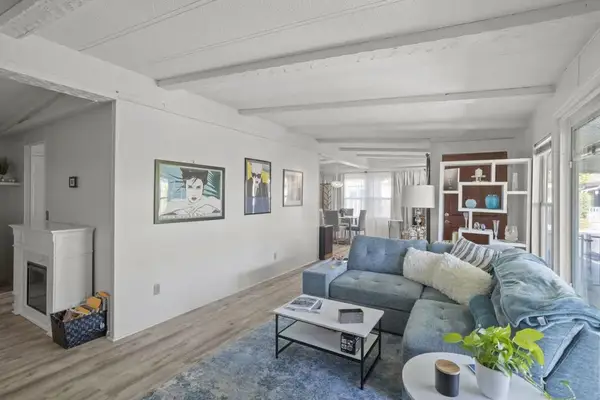 246 Laredo, Palm Springs, CA 92264