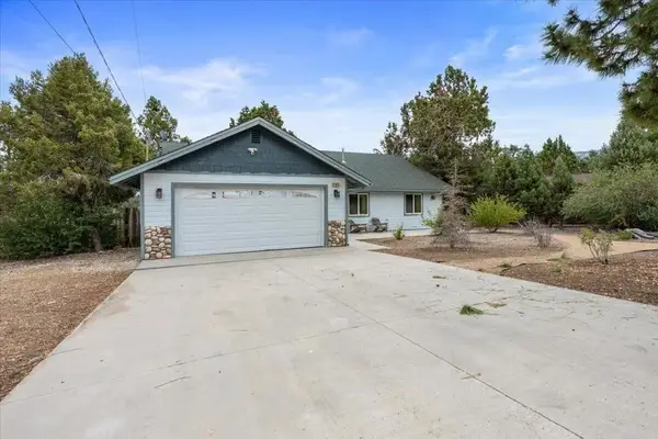 187 Dixie Lee Lane, Sugarloaf, CA 92386