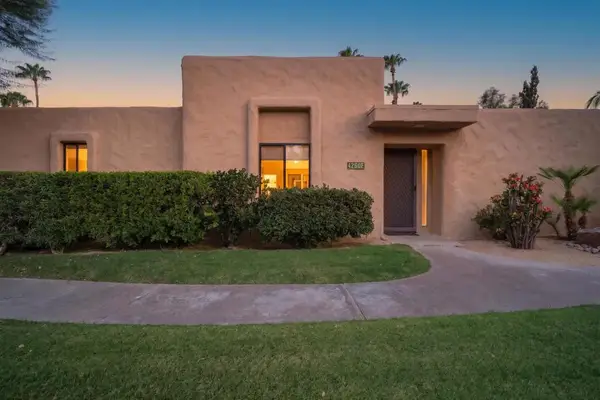 4760 N Winners Circle #F, Palm Springs, CA 92264