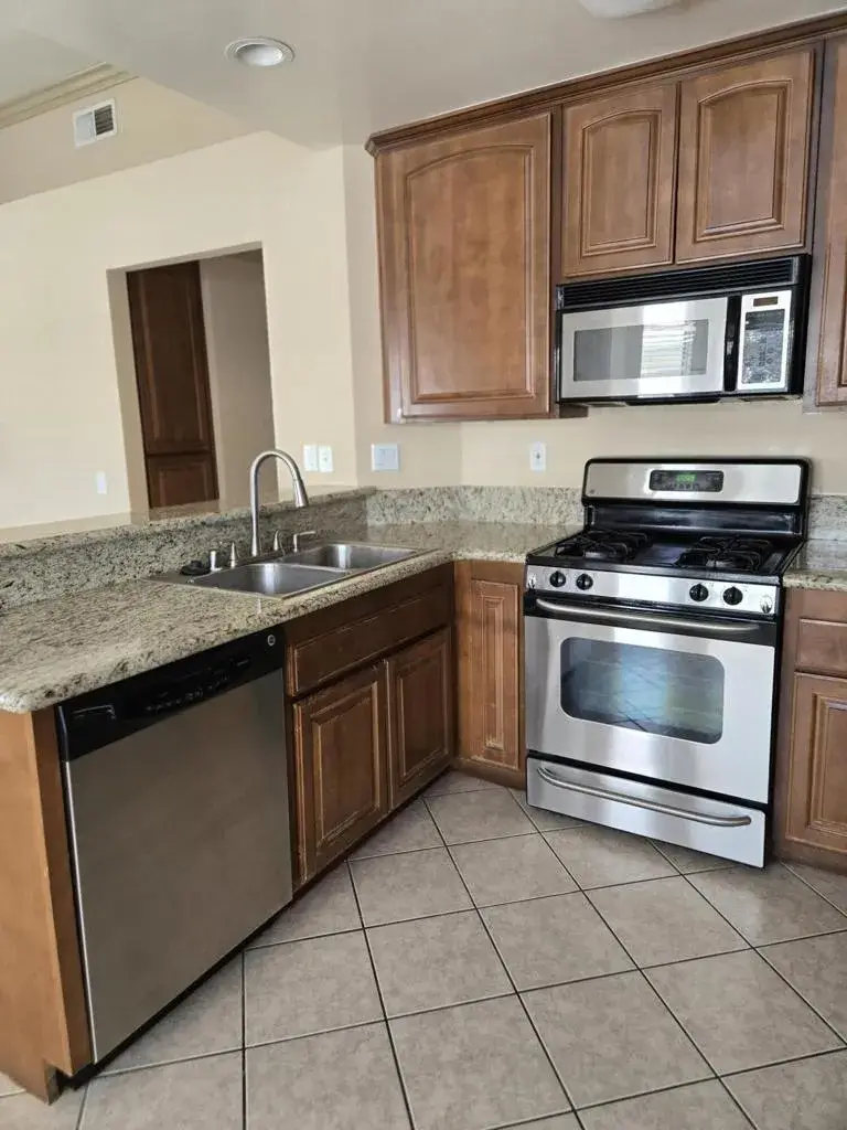 40840 Sandy Gale #D, Palm Desert, CA 92211 - #3