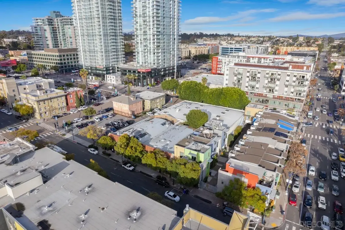 843 10th Ave #A & B, San Diego, CA 92101 - #1