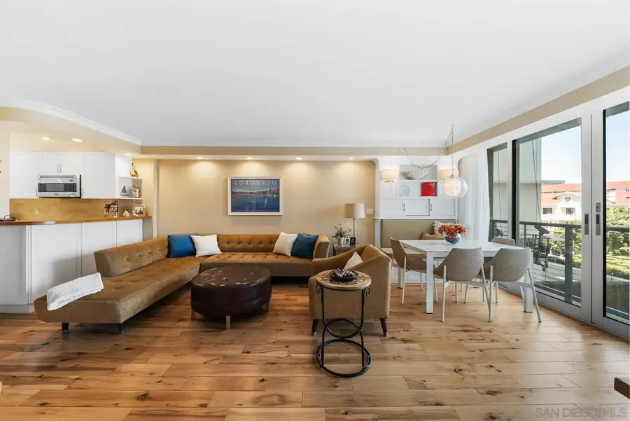 1720 Avenida Del Mundo #209, Coronado, CA 92118 - Image #2