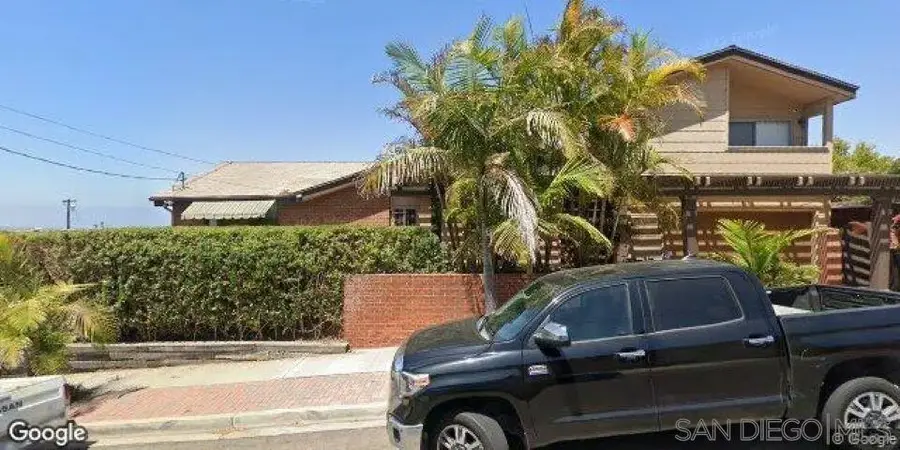 3154 Lloyd St, San Diego, CA 92117 - Image #2