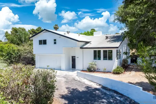 440-448 W Los Angeles Dr, Vista, CA 92083