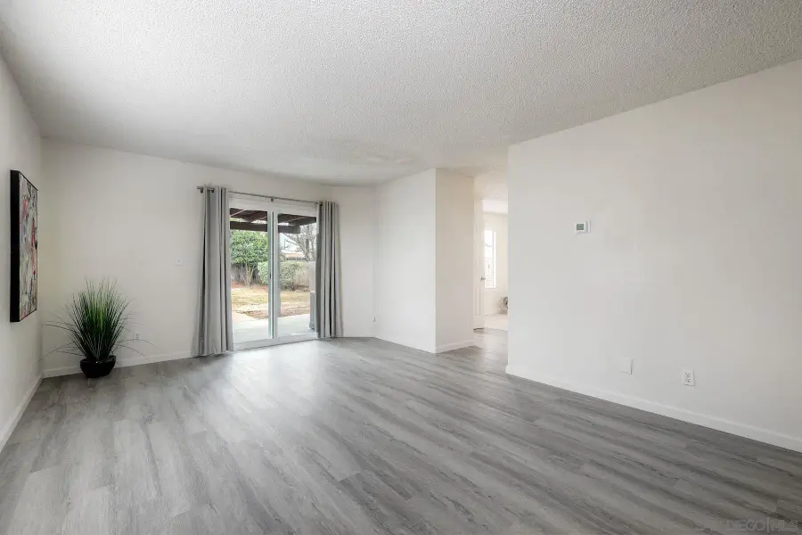 1415-17 Flag Ln, El Cajon, CA 92021 - Image #2