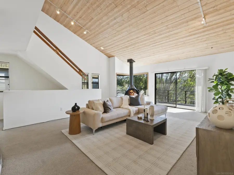 616 W Lewis St, San Diego, CA 92103 - Image #2