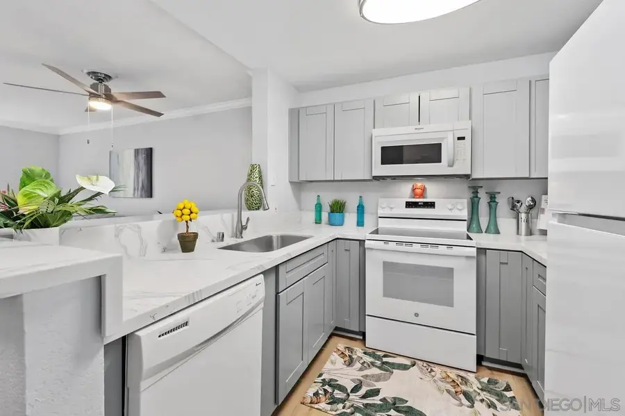 8889 Caminito Plaza Centro #7326, San Diego, CA 92122 - Image #2