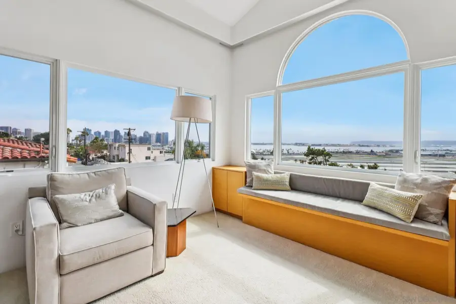 1295 W Redwood St, San Diego, CA 92103 - Image #2