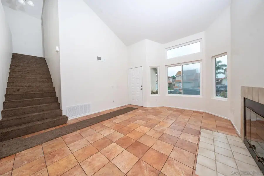 37943 Spyglass Circle, Murrieta, CA 92563 - Image #2