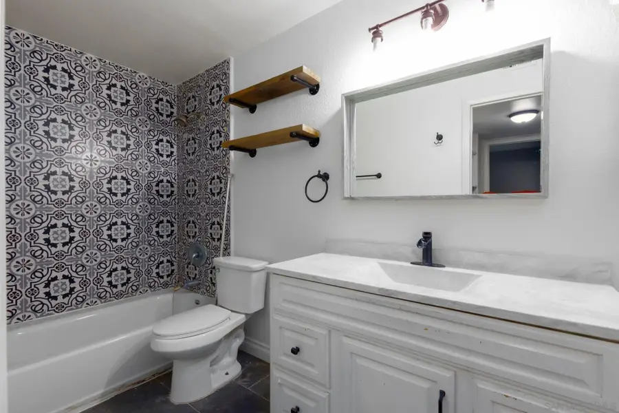 1811 E Grand Ave #175, Escondido, CA 92027 - Image #2