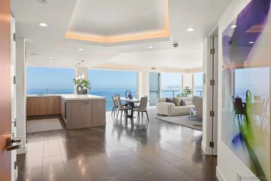 1710 Avenida Del Mundo #1409, Coronado, CA 92118 - Image #3