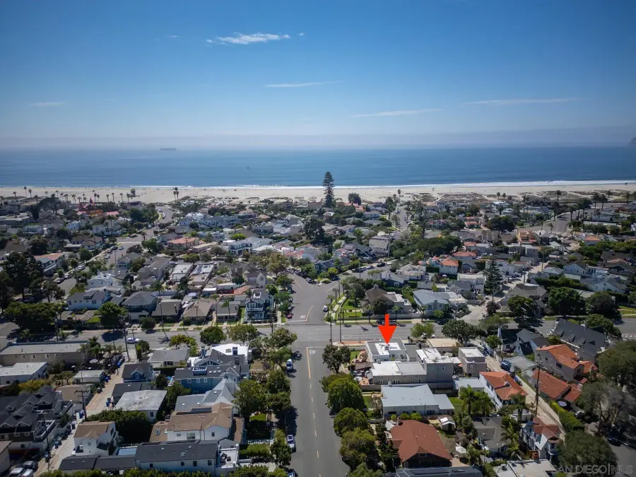 625 10th, Coronado, CA 92118 - Image #2