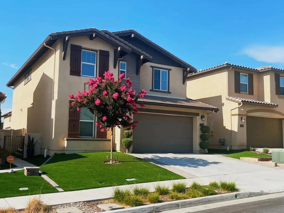 38512 Rosegate Pl, Murrieta, CA 92563 - Image #1
