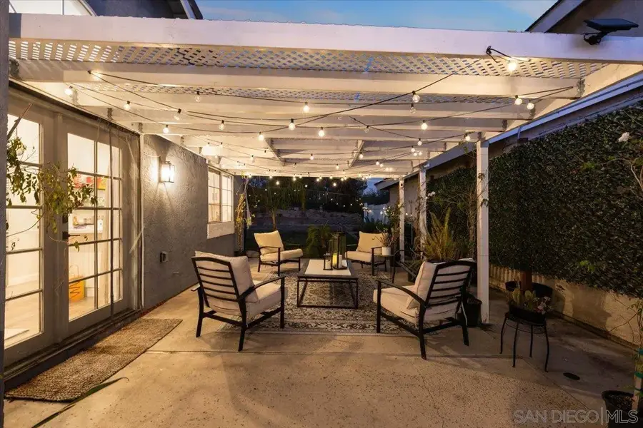 42136 Teatree Ct, Temecula, CA 92591 - Image #3