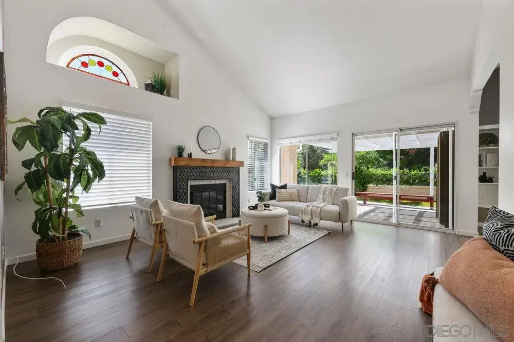 2119 Royal Lytham Gln, Escondido, CA 92026 - Image #1