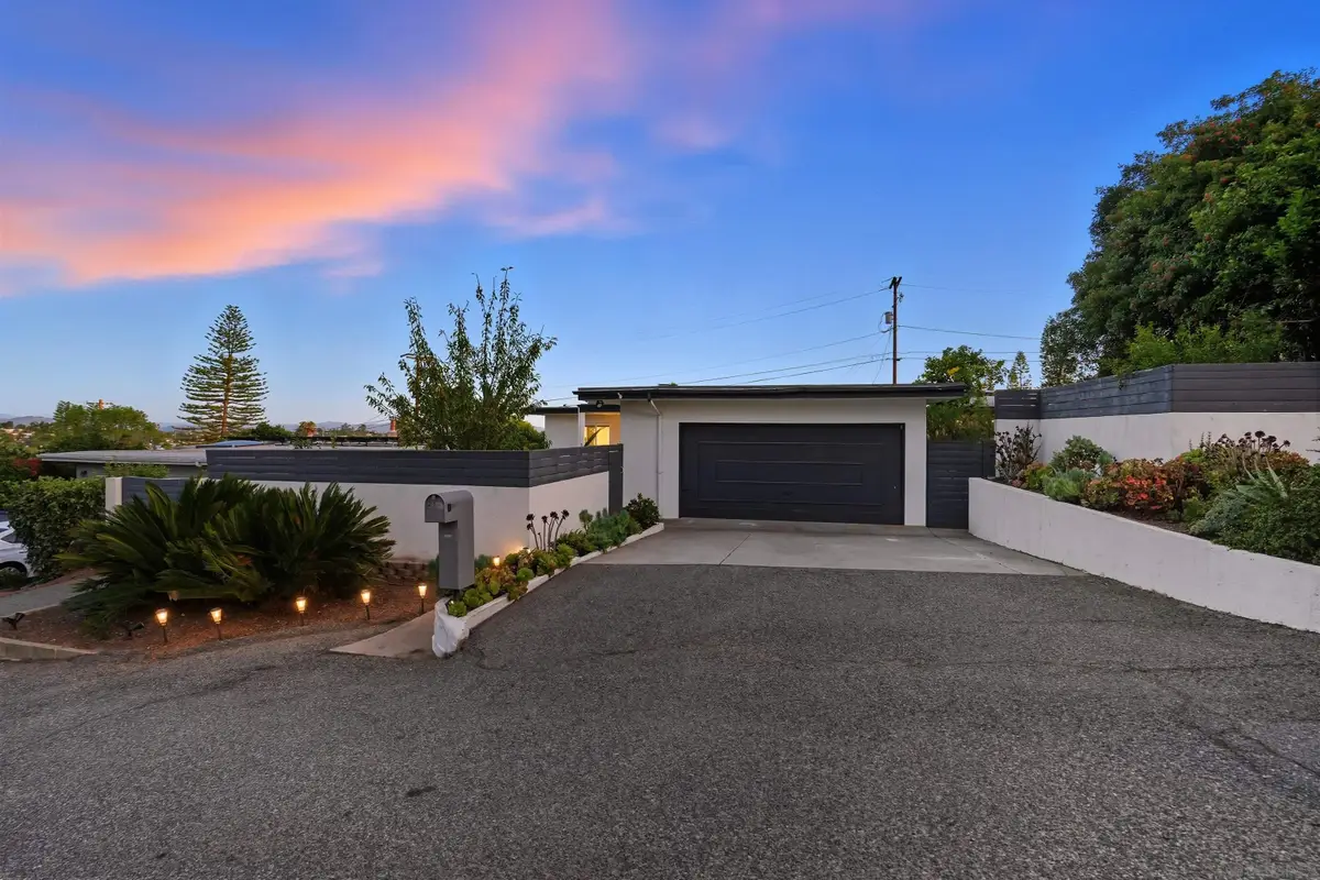 720 W Fig Street, Fallbrook, CA 92028 - Image #1