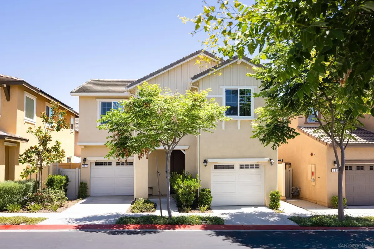 211 Spotted Saddle Way, Fallbrook, CA 92028 - Image #1