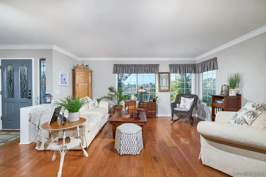 11464 Azucena Dr, San Diego, CA 92124 - Image #3