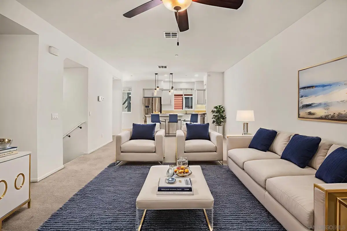 225 Royal Glen #408, Escondido, CA 92025 - Image #1