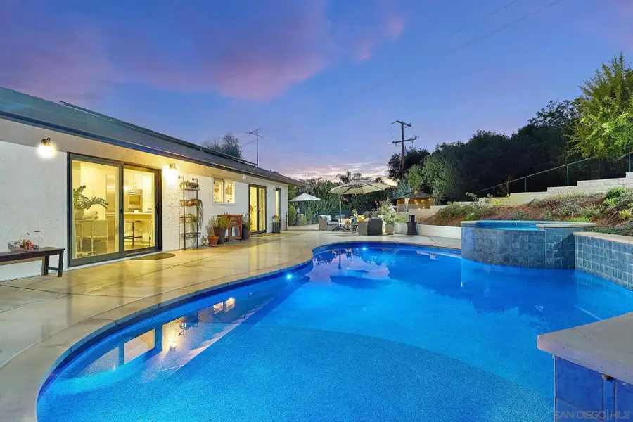 660 Via Rancho Pkwy, Escondido, CA 92029 - Image #2