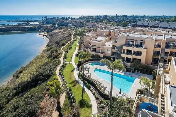 817 Kalpati Circle #212, Carlsbad, CA 92008