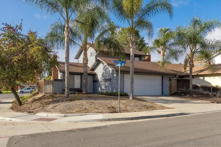 401 Blueridge Place, Escondido, CA 92026 - Image #3