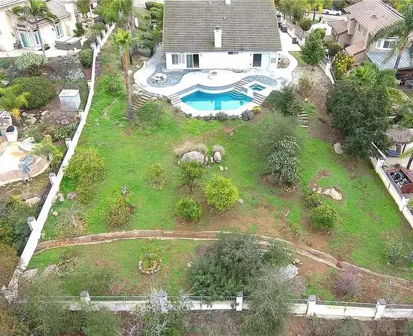 1365 Oak View Way, Escondido, CA 92029