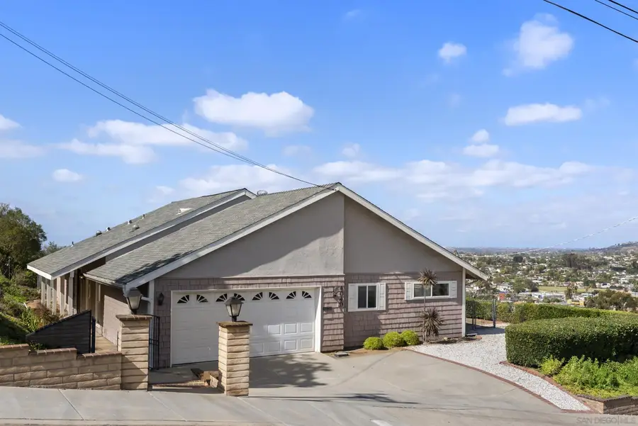 4040 Rosarita Dr, La Mesa, CA 91941 - Image #2