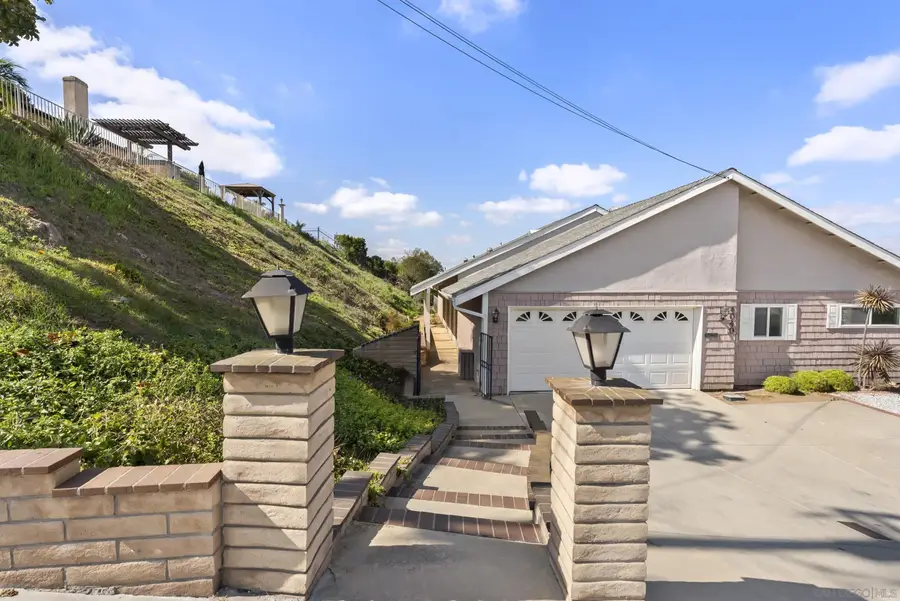 4040 Rosarita Dr, La Mesa, CA 91941 - Image #3