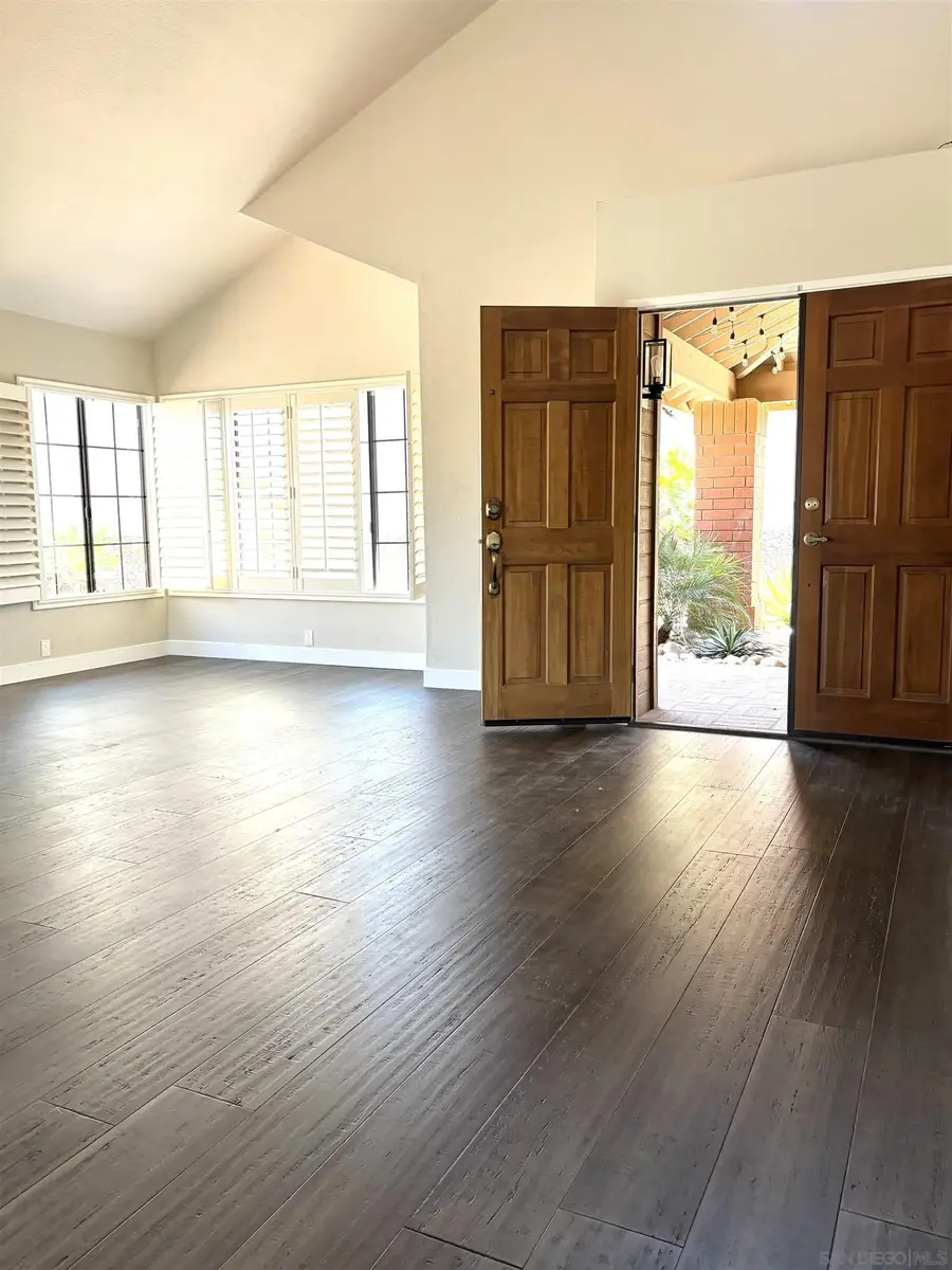 672 Chateau Place, Escondido, CA 92029 - Image #3