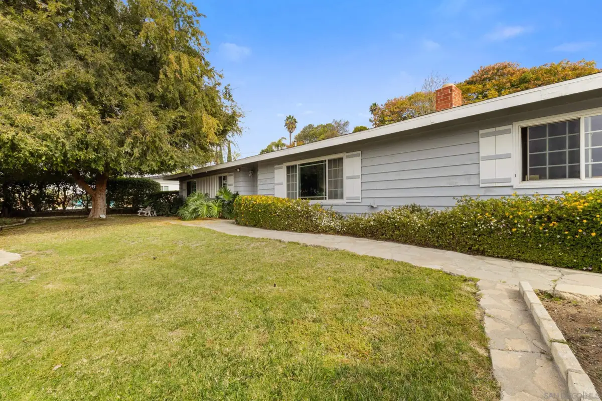 1724 S Santa Fe Ave, Vista, CA 92084 - Image #1